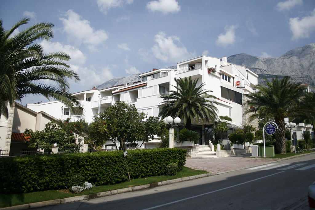 Hotel Villa Marija Tucepi Exterior photo